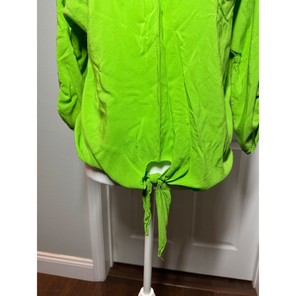 Chaus New York Tie Front Roll Tab Sleeve Blouse M Lime Green Excellent V-Neck - Picture 3 of 6